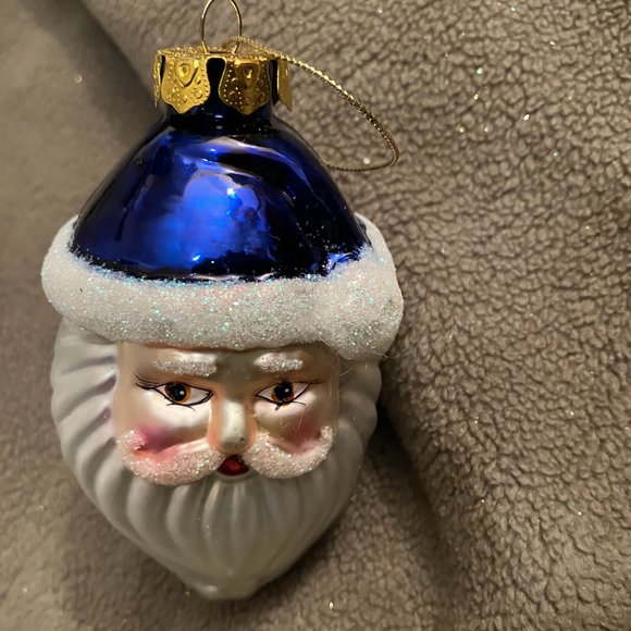 SET OF 4 GLASS CHRISTMAS SANTA CLAUS ORNAMENTS - Picture 9 of 13